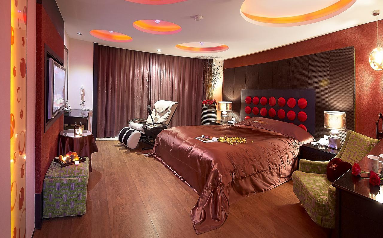 Zhi Baishan Motel Csunan Kültér fotó